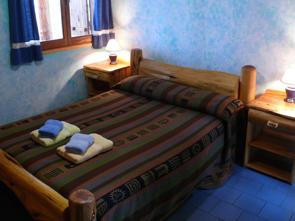 Cabanas Los Teros Hotel El Bolson Bilik gambar